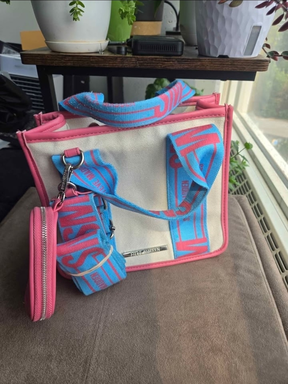 Steve Madden Cream Canvas Crossbody Tote with Pink Trim and Blue-Pink Strap